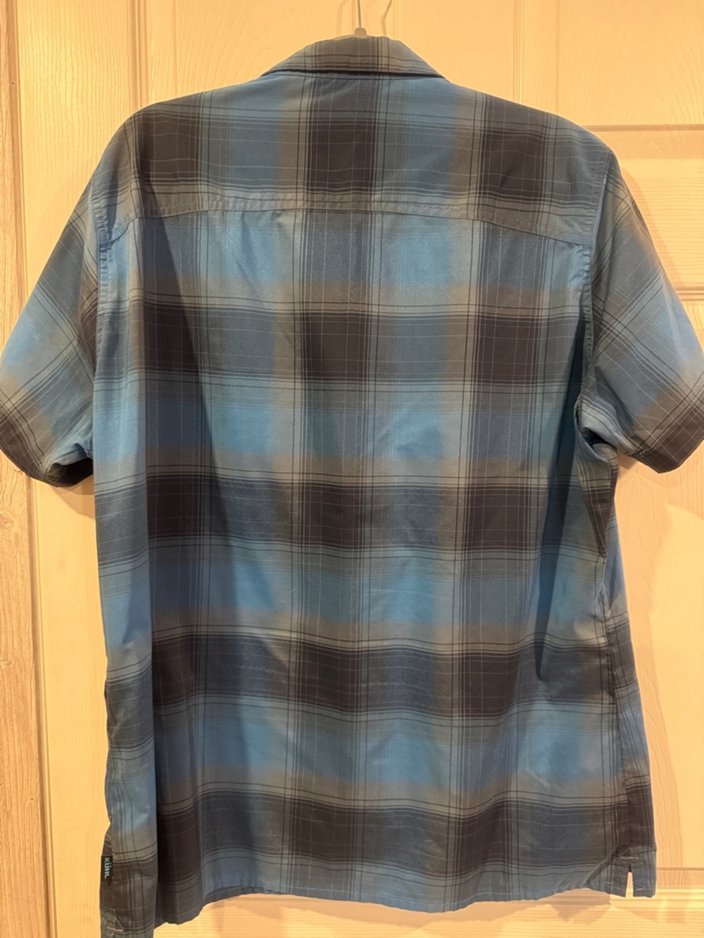 Kuhl Men's Blue and Black Plaid Short-Sleeve Button-Down Shirt - Picture 3 of 3